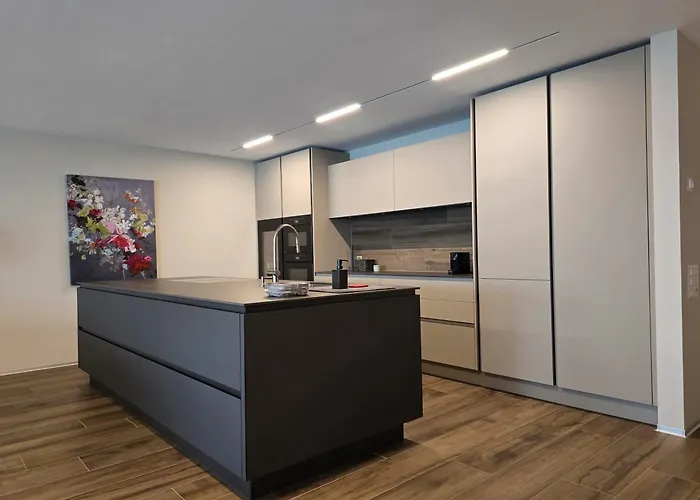 Apartament Lakeview Luxury By Holap Sa *